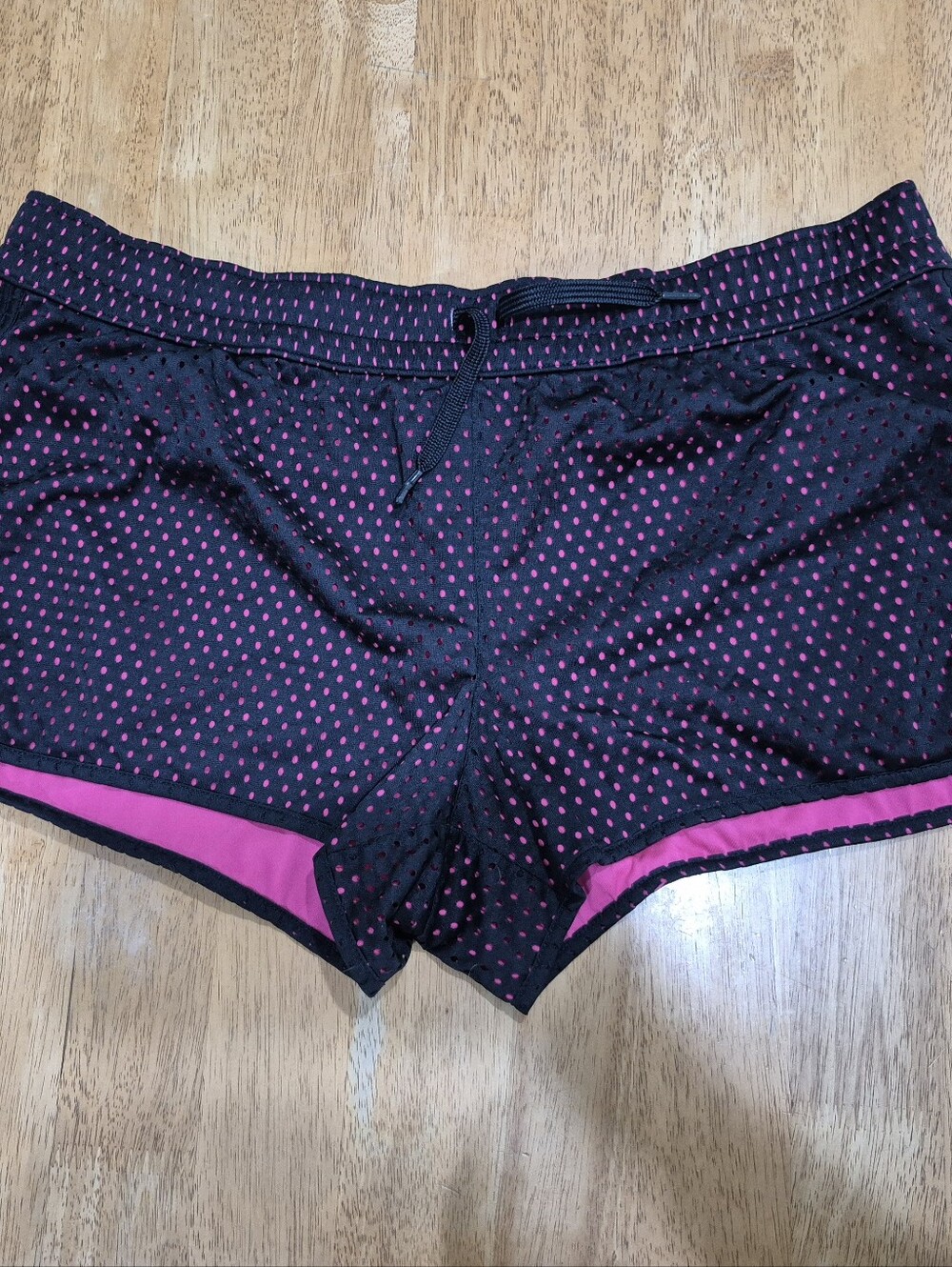 EUC Athletic Works Plus Size Black Hot Pink Mesh Running Shorts